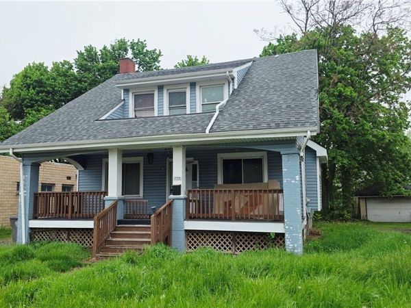 1934 E Midlothian Boulevard, Youngstown, OH 44502
