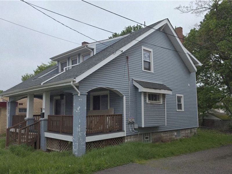 1934 E Midlothian Boulevard, Youngstown, OH 44502 Photo 8