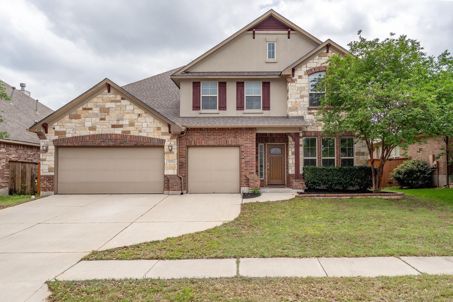 2733 Diego Dr, Round Rock, TX 78665 Main Photo