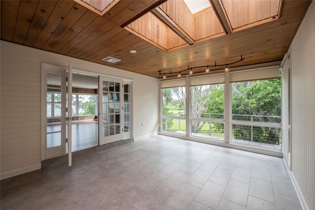 7 Lake Hollingsworth Drive, Lakeland, FL 33803 Photo
