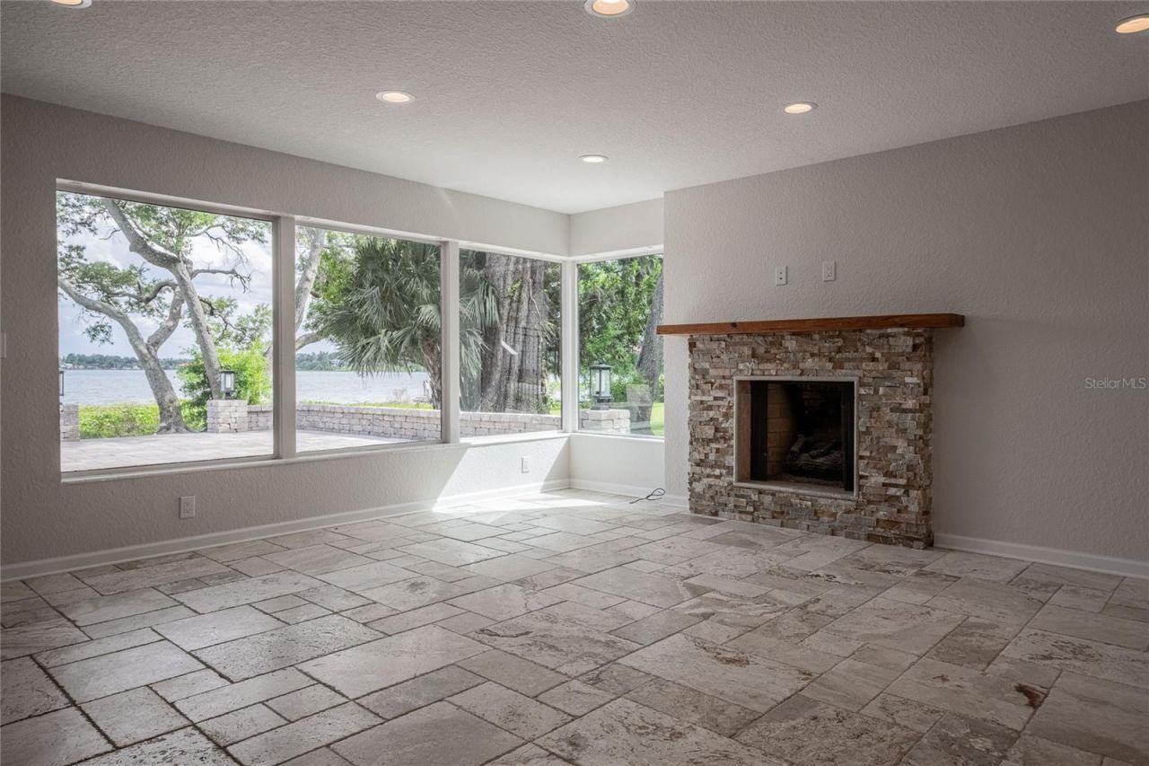7 Lake Hollingsworth Drive, Lakeland, FL 33803 Photo