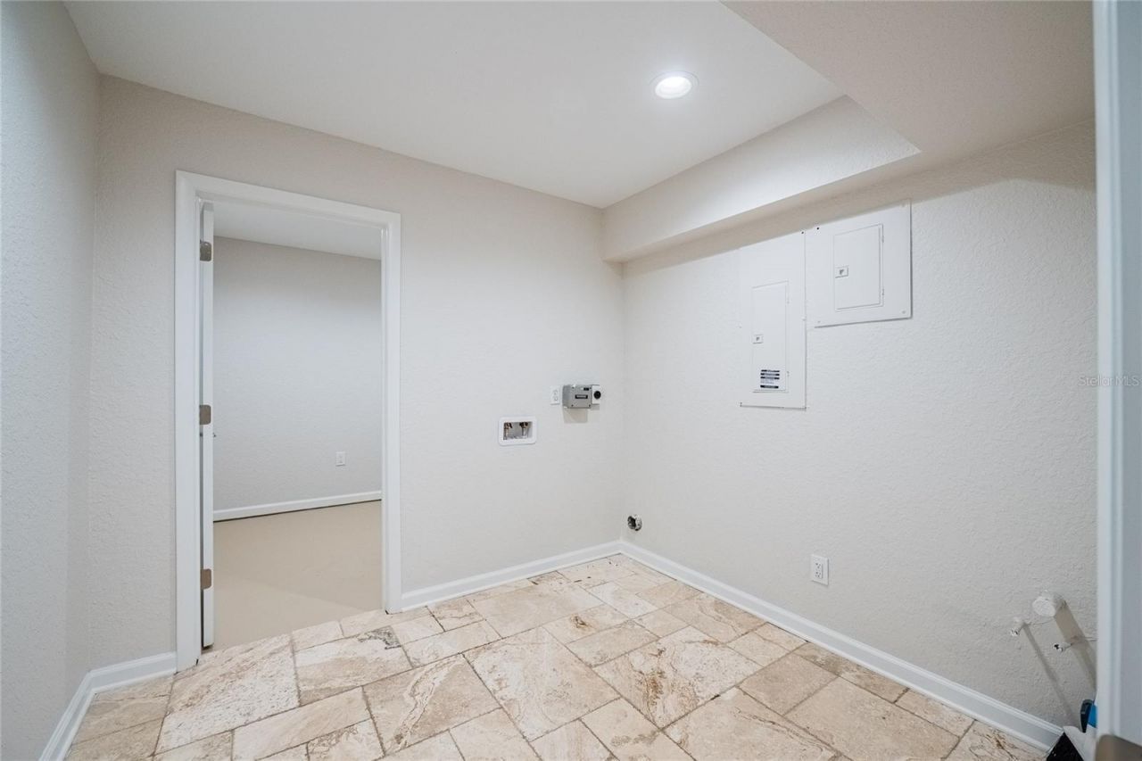 7 Lake Hollingsworth Drive, Lakeland, FL 33803 Photo