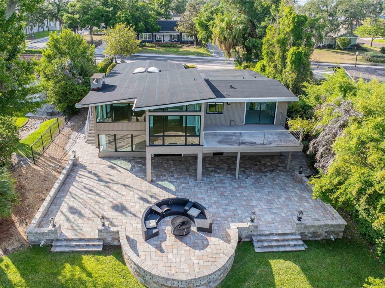 7 Lake Hollingsworth Drive, Lakeland, FL 33803 Photo