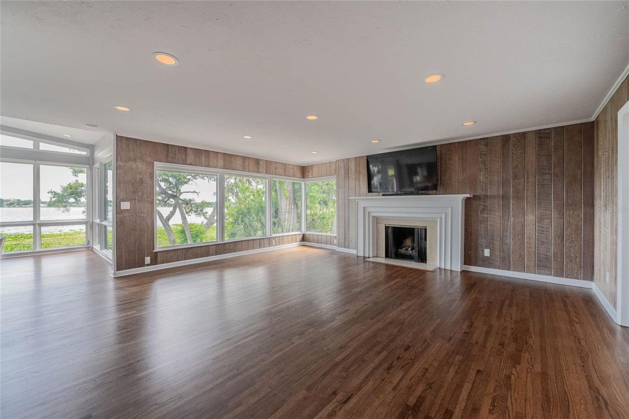 7 Lake Hollingsworth Drive, Lakeland, FL 33803 Photo