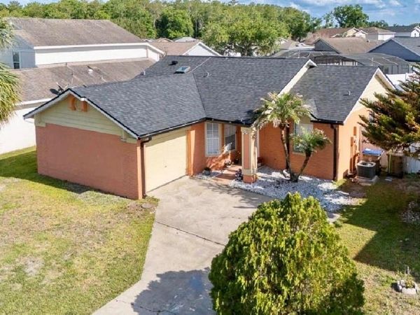 252 HIDDEN SPRINGS CIRCLE , KISSIMMEE, FL 34743