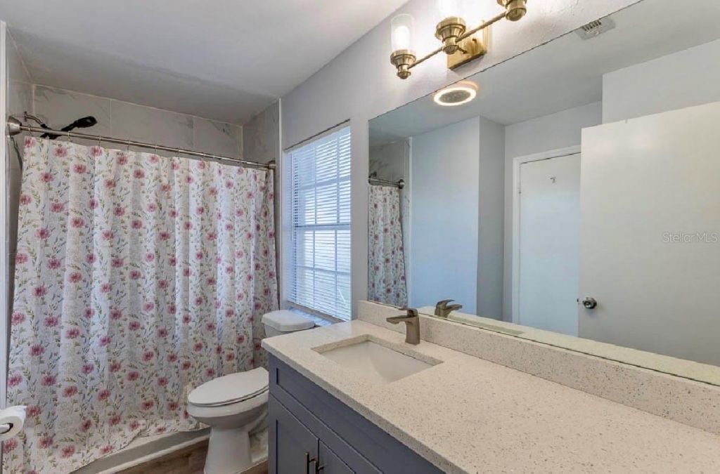252 Hidden Springs Circle, Kissimmee, FL 34743 Photo