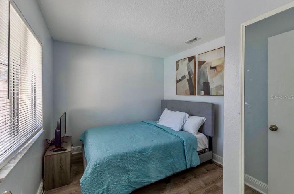 252 Hidden Springs Circle, Kissimmee, FL 34743 Photo