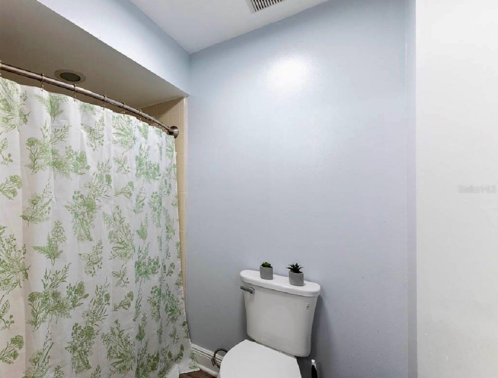 252 Hidden Springs Circle, Kissimmee, FL 34743 Photo