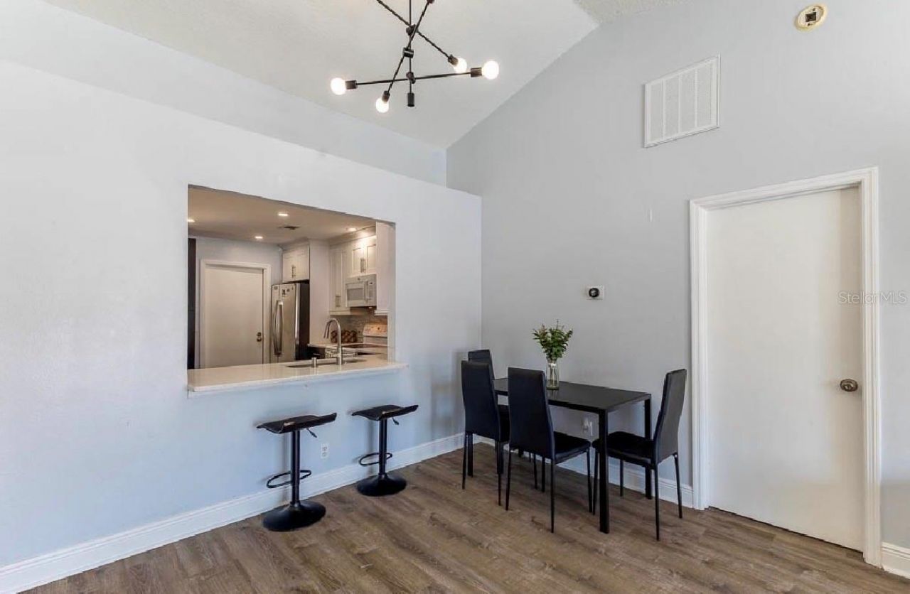 252 Hidden Springs Circle, Kissimmee, FL 34743 Photo