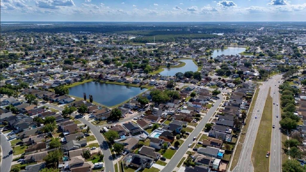252 Hidden Springs Circle, Kissimmee, FL 34743 Photo