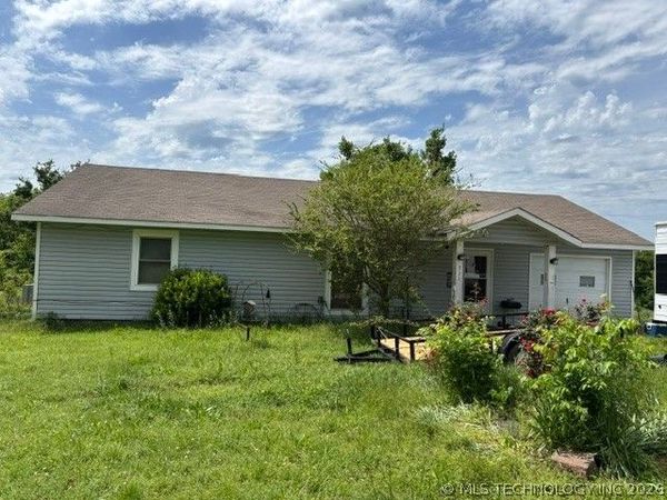 721 Hill , Locust Grove, OK 74352