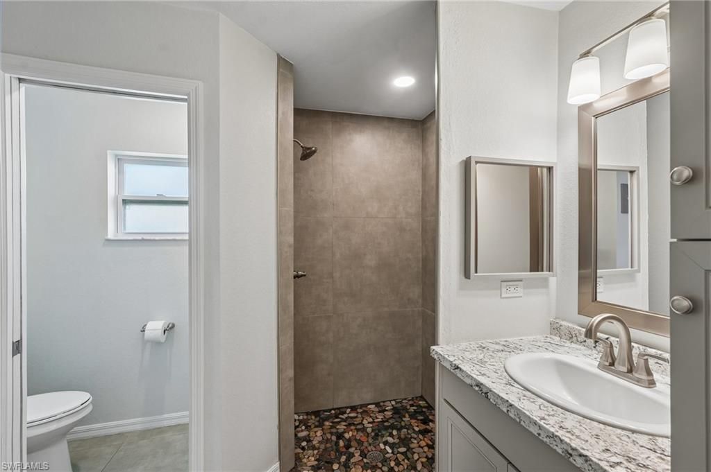 4317 NW 40th Ter, Cape Coral, FL 33993 Photo