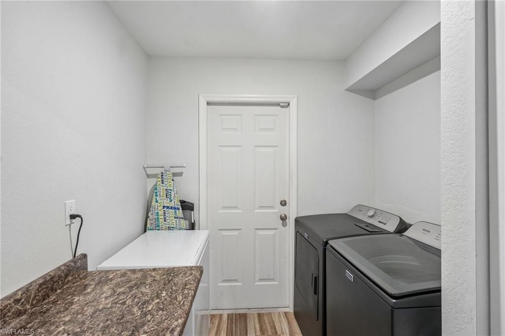 4317 NW 40th Ter, Cape Coral, FL 33993 Photo