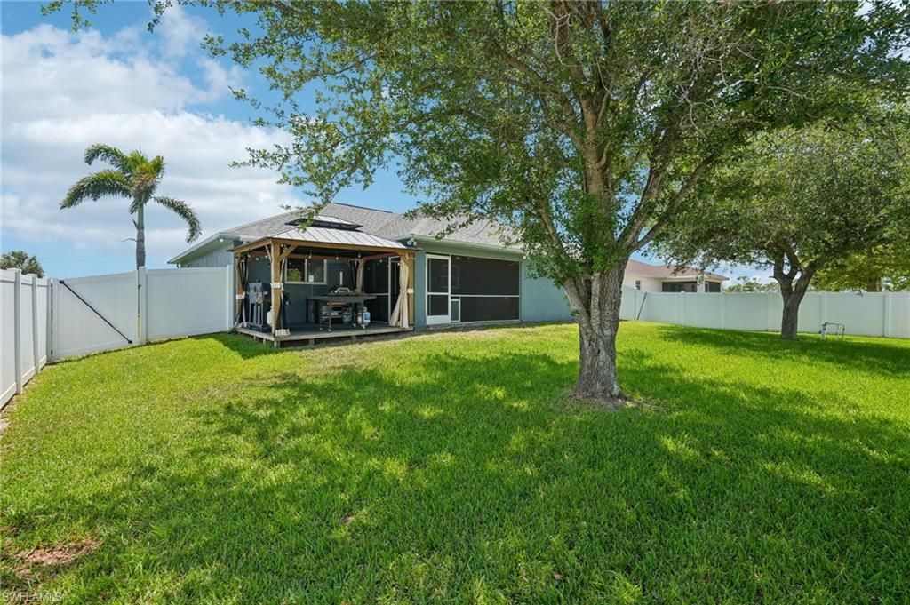 4317 NW 40th Ter, Cape Coral, FL 33993 Photo