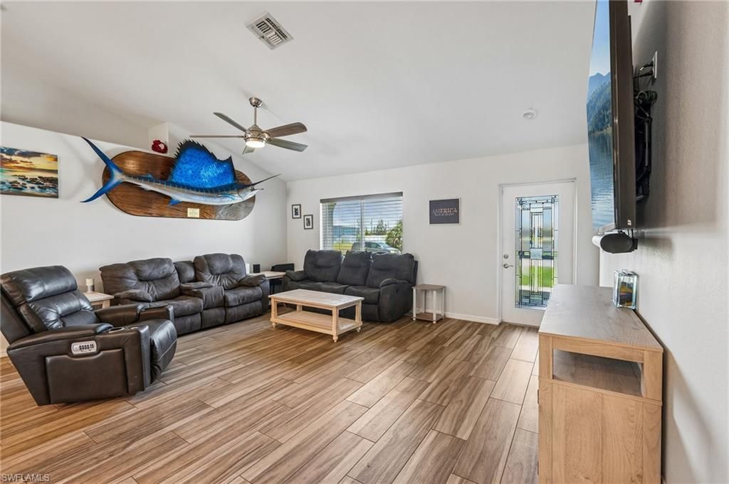 4317 NW 40th Ter, Cape Coral, FL 33993 Photo