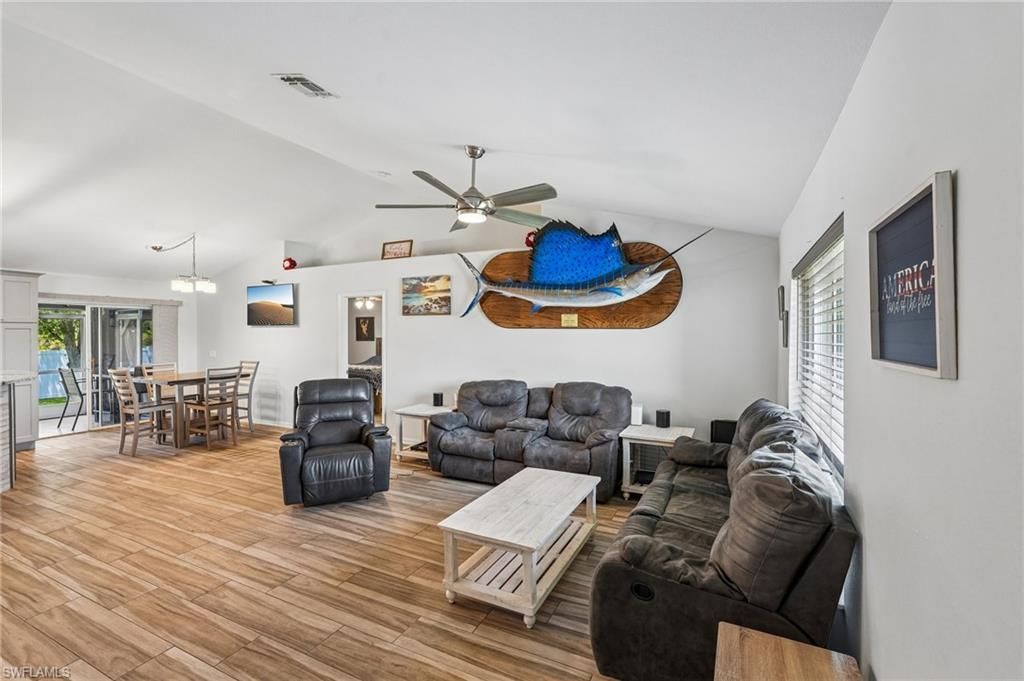 4317 NW 40th Ter, Cape Coral, FL 33993 Photo
