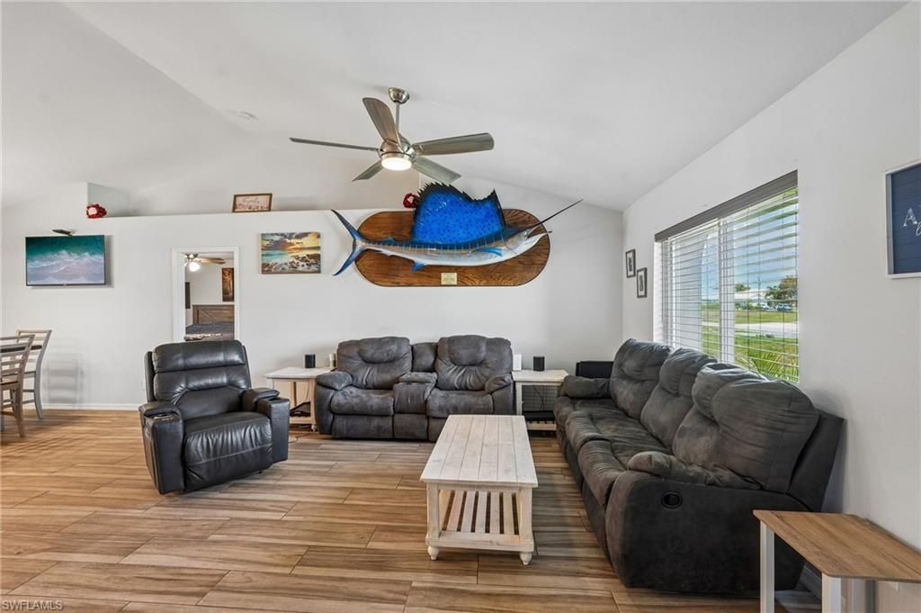 4317 NW 40th Ter, Cape Coral, FL 33993 Photo