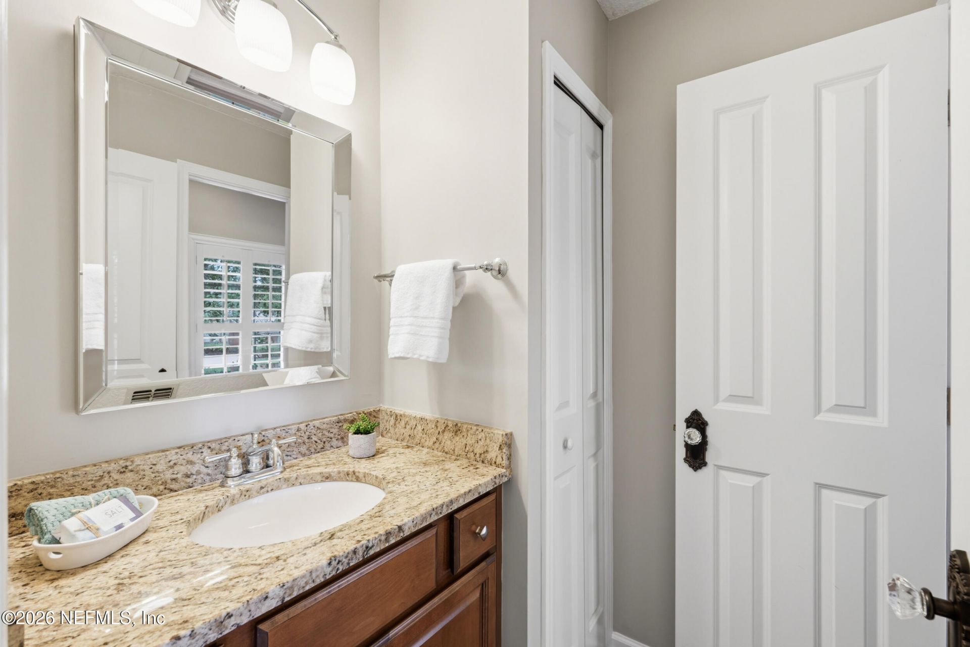 1124 Victory Lake Dr. Drive, Jacksonville, FL 32221 Photo