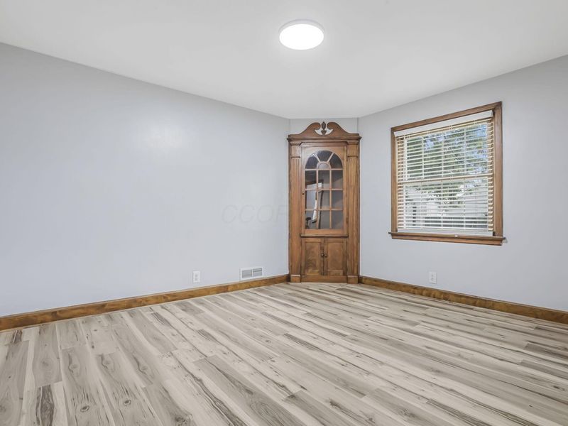 828 Lindbergh Avenue , Zanesville, OH 43701 Photo 20