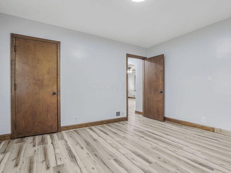 828 Lindbergh Avenue , Zanesville, OH 43701 Photo 21