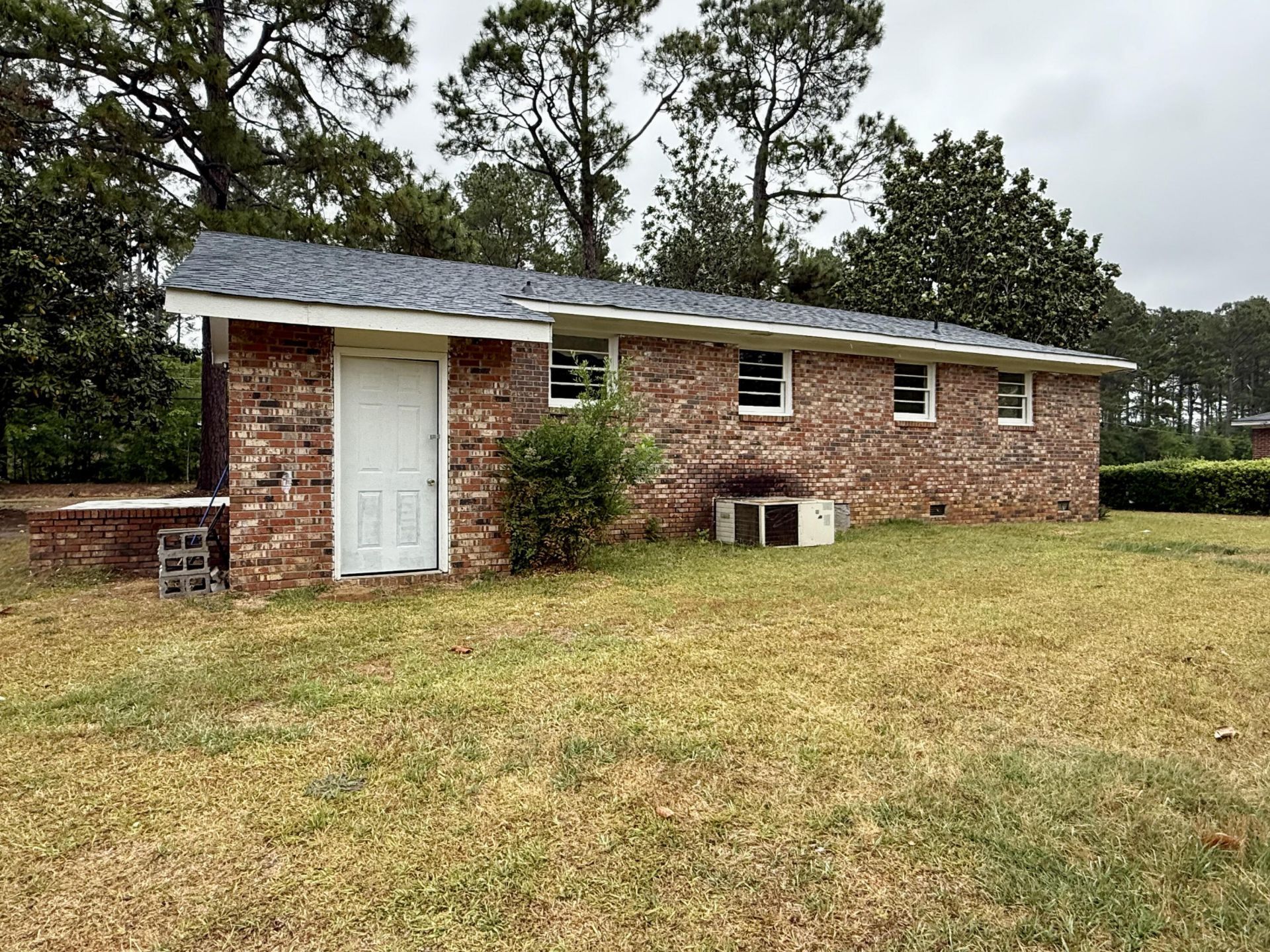 517 Winningham Road Photo 2