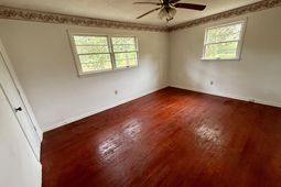 517 Winningham Road photo 4