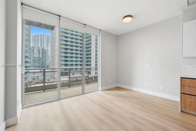 690 SW 1st Ct, Unit 1912, Miami, FL 33130 Photo