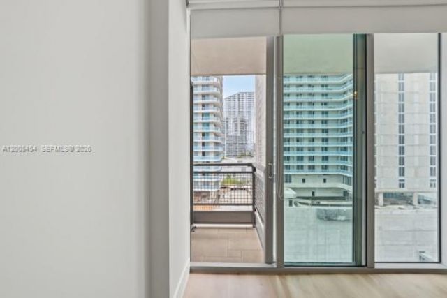 690 SW 1st Ct, Unit 1912, Miami, FL 33130 Photo