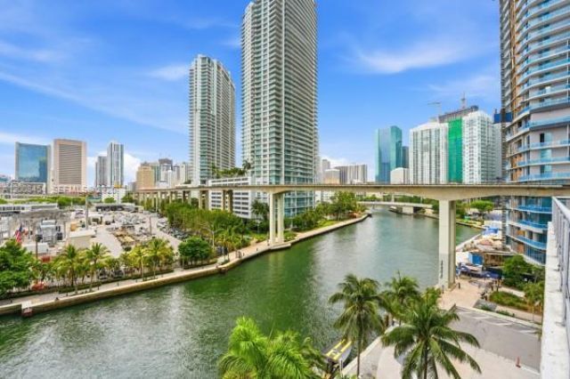 690 SW 1st Ct, Unit 1912, Miami, FL 33130 Photo
