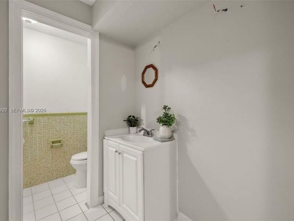 746 Overiver Drive , Fort Myers, FL 33903