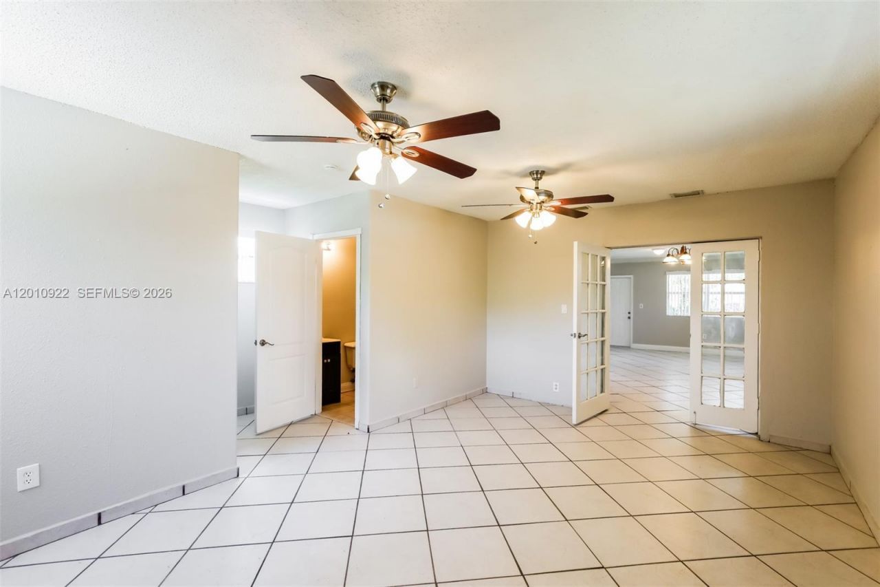 11460 SW 199th St, Miami, FL 33157 Photo