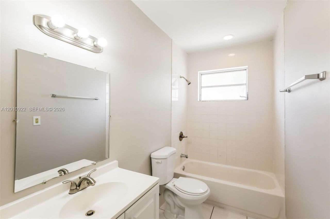 11460 SW 199th St, Miami, FL 33157 Photo