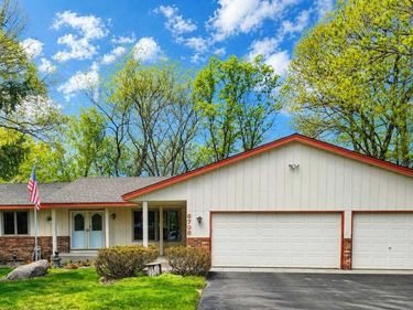6708 W 82nd Street, Bloomington, MN 55438