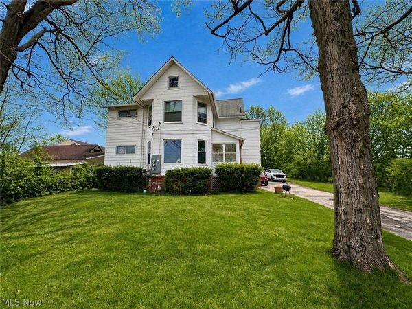 29734 Euclid Avenue , Wickliffe, OH 44092