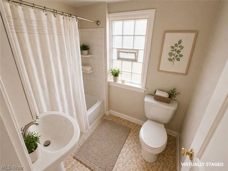 29734 Euclid Avenue, Wickliffe, OH 44092 Photo 5
