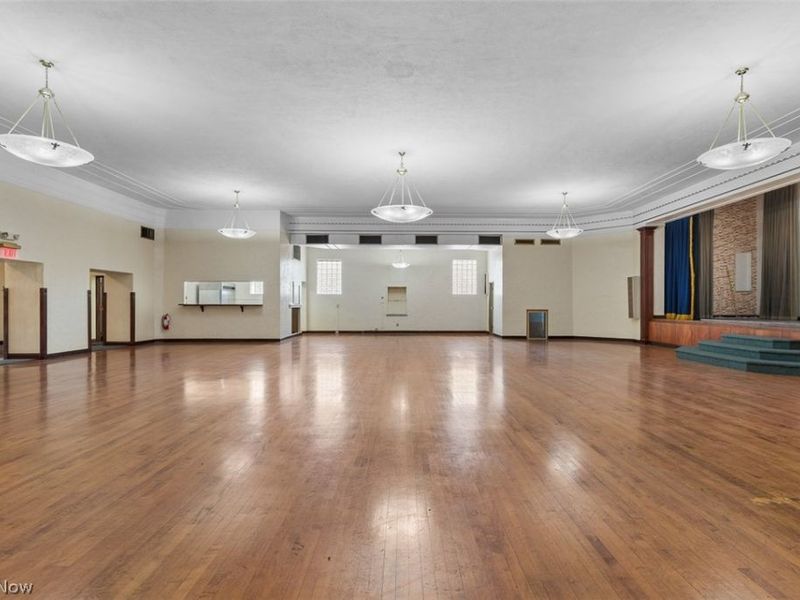 542 W Park Avenue, Barberton, OH 44203 Photo 13