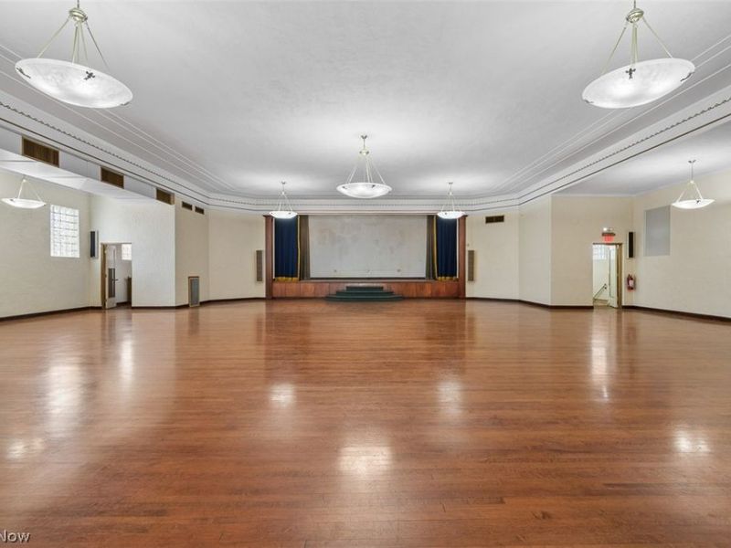 542 W Park Avenue, Barberton, OH 44203 Photo 9