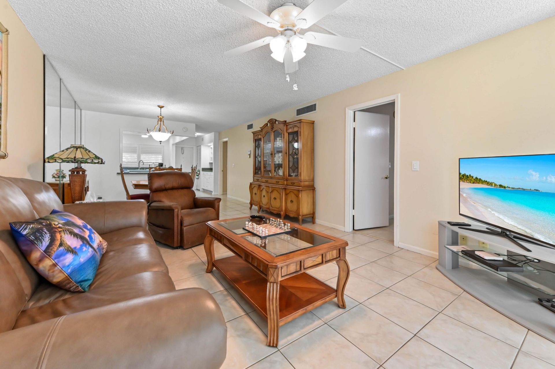 2000 S Federal Highway, Unit 102, Boynton Beach, FL 33435 Photo