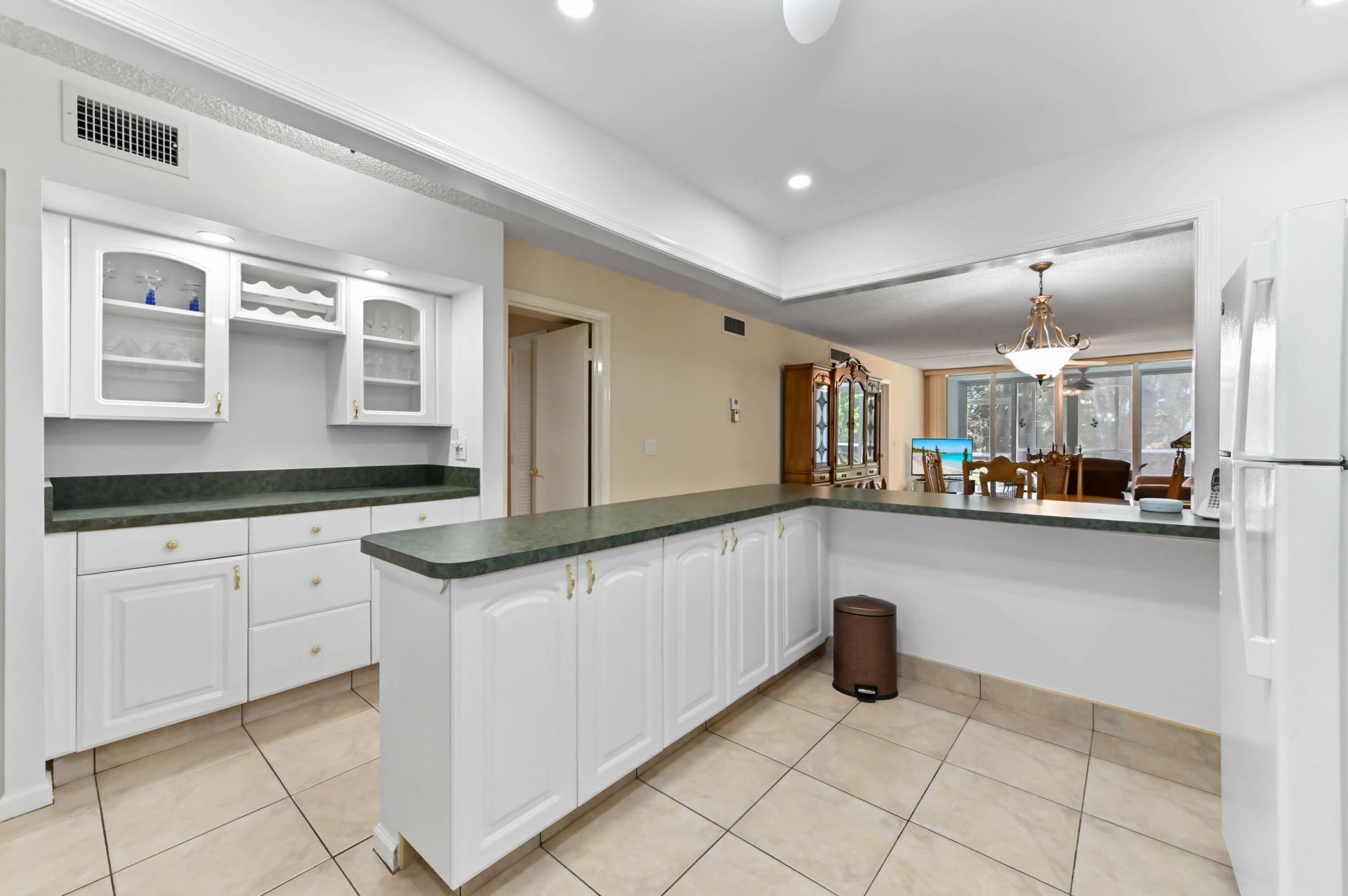 2000 S Federal Highway, Unit 102, Boynton Beach, FL 33435 Photo