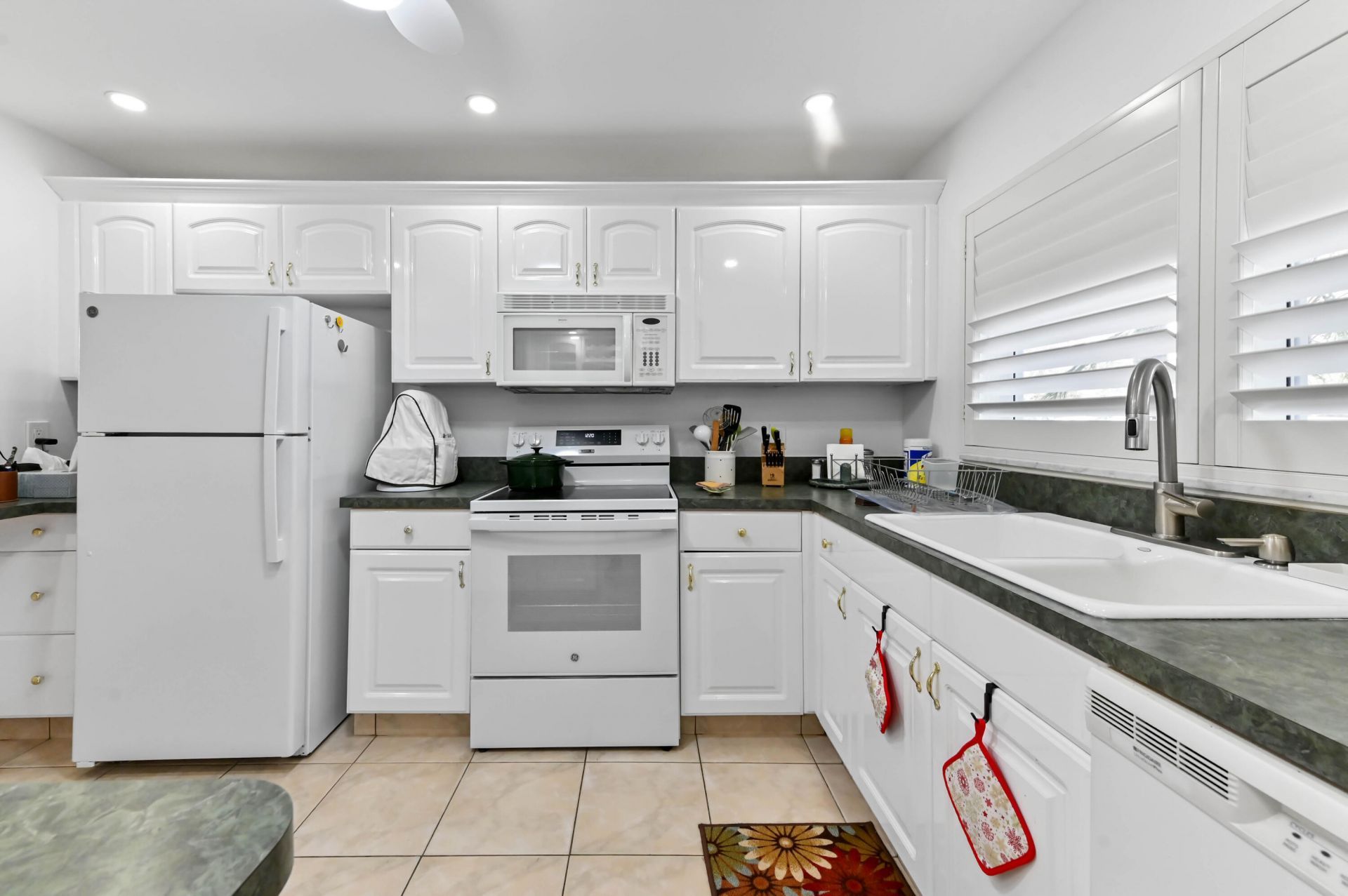 2000 S Federal Highway, Unit 102, Boynton Beach, FL 33435 Photo