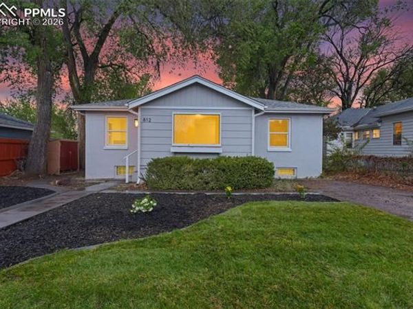 812 N Institute Street, Colorado Springs, CO 80903