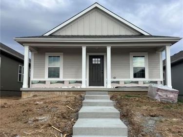 1600 Cottonwood Creek Avenue, Unit 2, Kearney, MO 64060