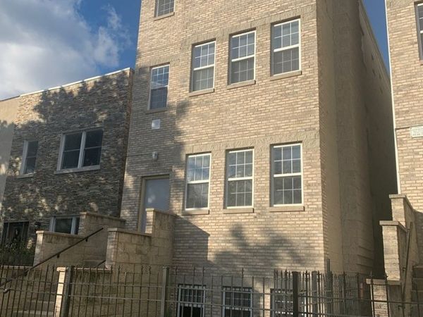 3328 W Le Moyne Street , Unit 1, Chicago, IL 60651