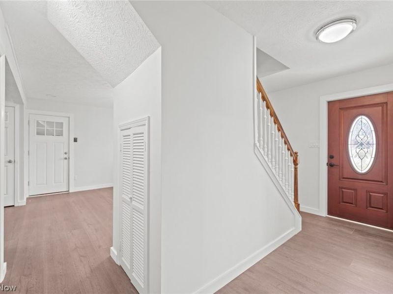 8051 Wren Drive, Macedonia, OH 44056 Photo 14