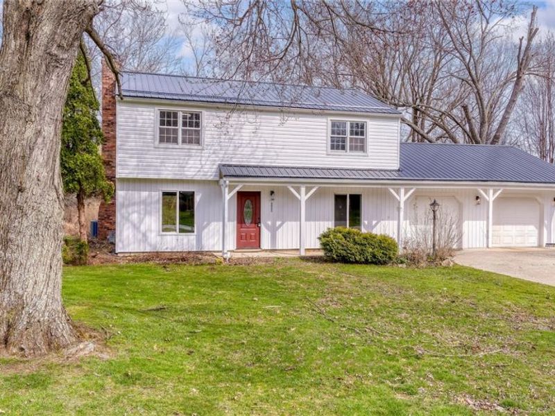 8051 Wren Drive, Macedonia, OH 44056 Photo 2