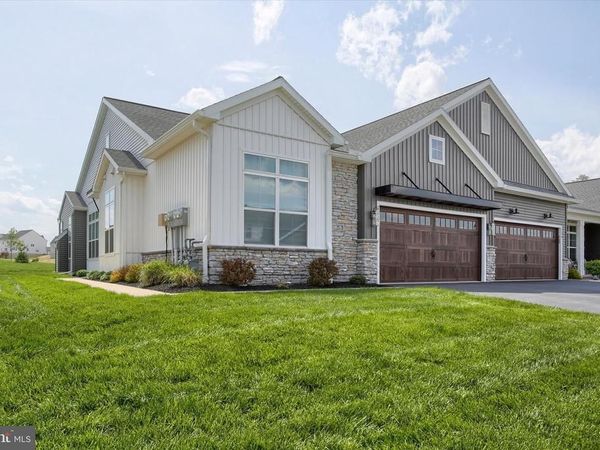 736 AURORA DRIVE, MECHANICSBURG, PA 17055