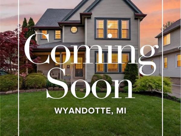 538 Pine Street , Wyandotte, MI 48192