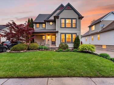 538 Pine Street, Wyandotte, MI 48192