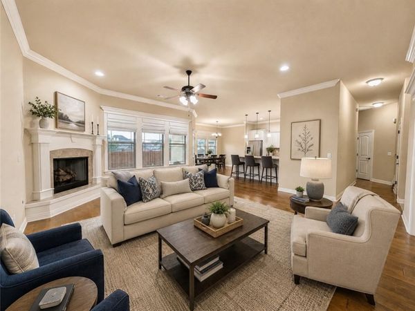 6302 S 46th Boulevard, Rogers, AR 72758