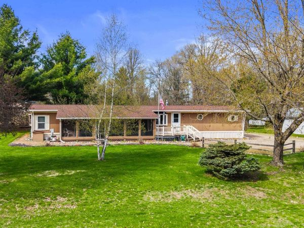 517 Feather Trail, Nekoosa, WI 54457